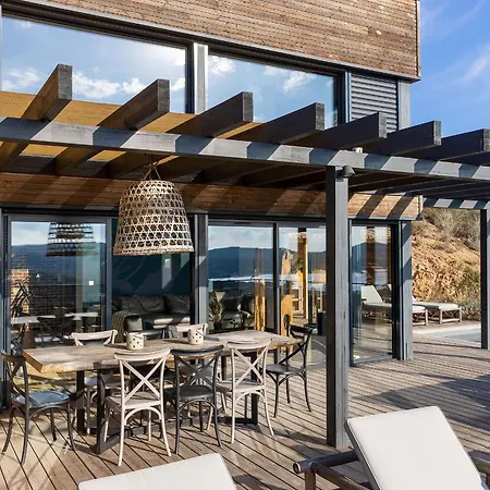 Villa With Panoramic View And Heated Pool *