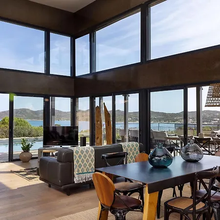 With Panoramic View And Heated Pool Villa *